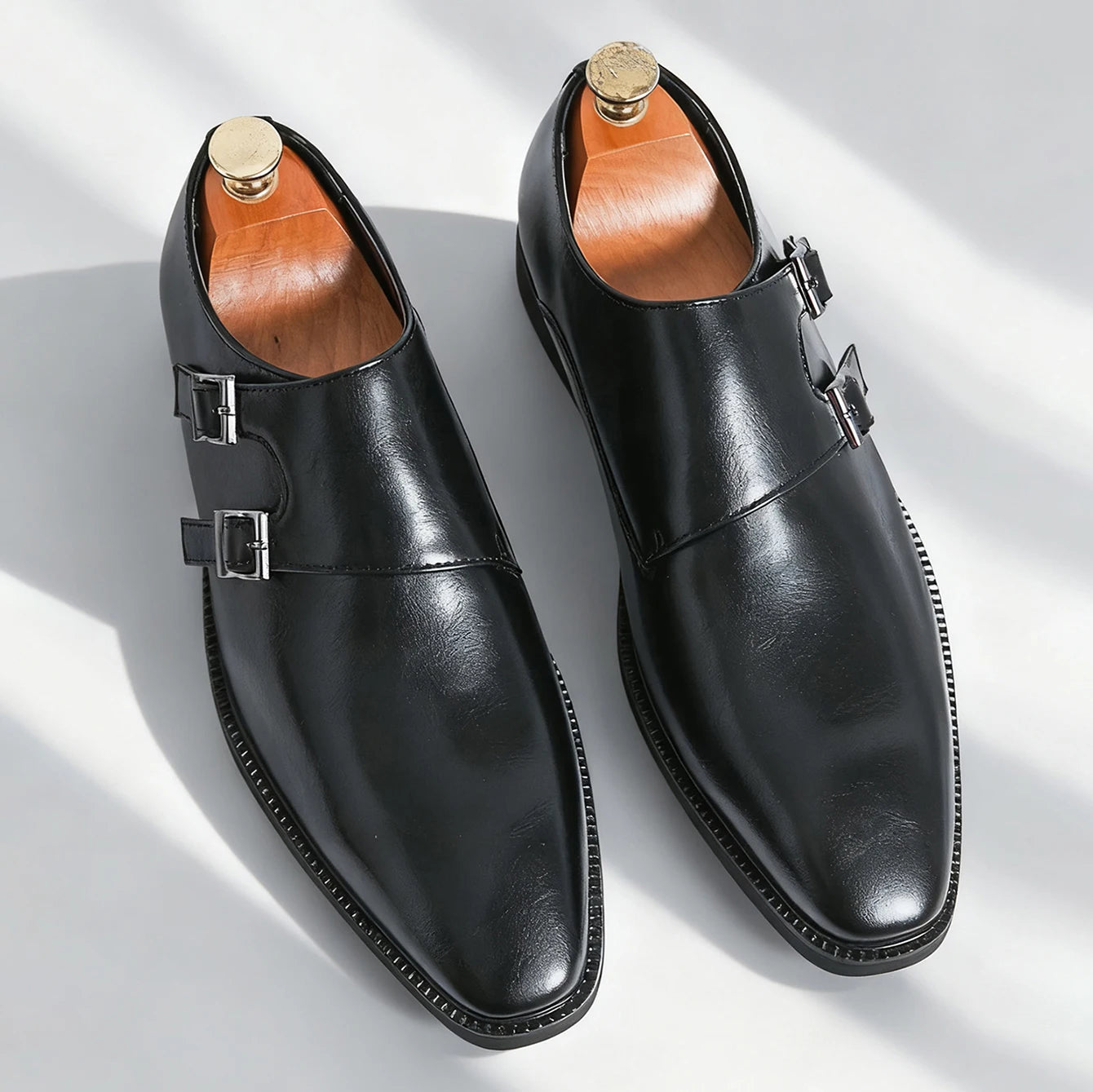 Classic Retro Dress Men's Monk Leather Shoes With Pointed Toe Buckle Business Office Wedding Comfortable Men's Oxfords Shoes