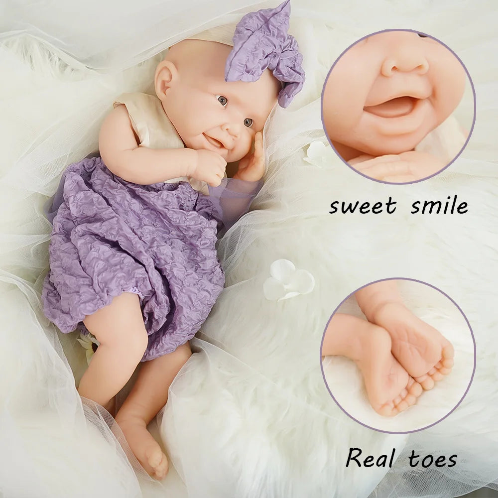 Henan Silicone Reborn Doll Ultra Realistic Sweet Smile Girl