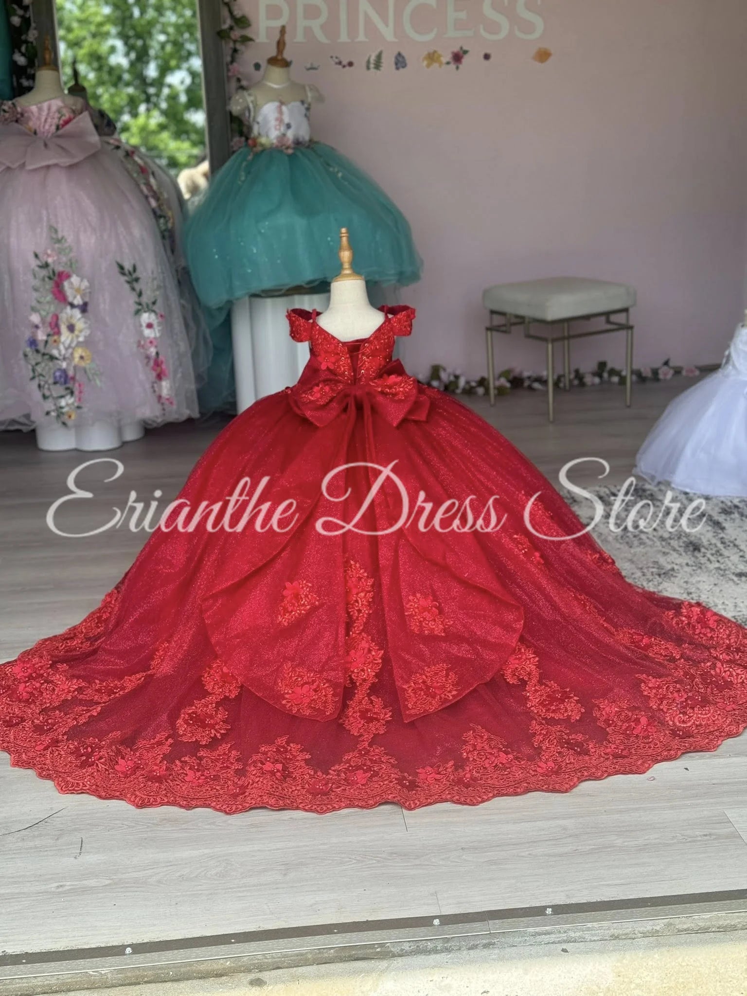 Gdybao Flower Girl Dress With Lace Appliques Tulle Bow