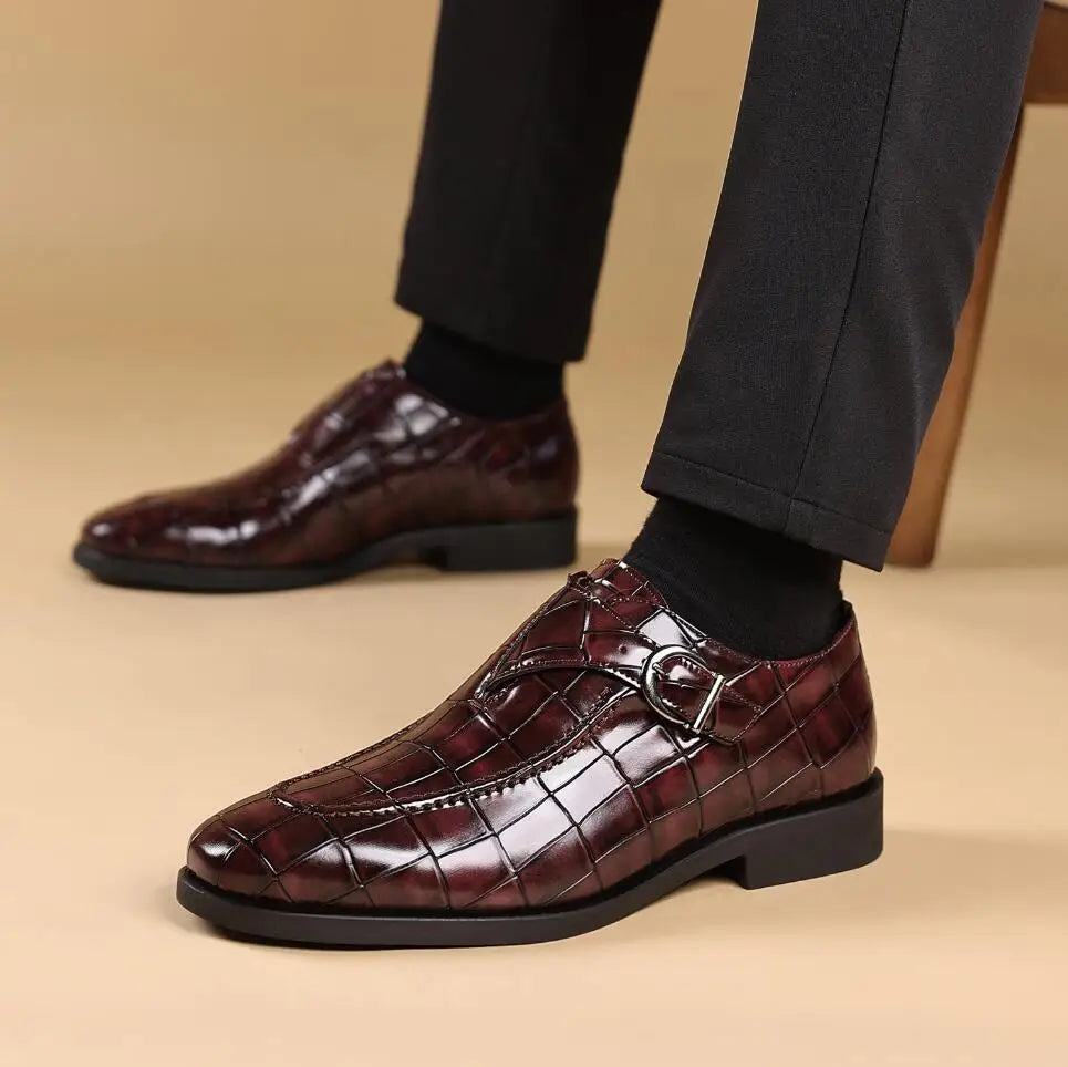Autumn Retro Men Formal Loafers Slip Moccasin Buckle Brogue Shoes
