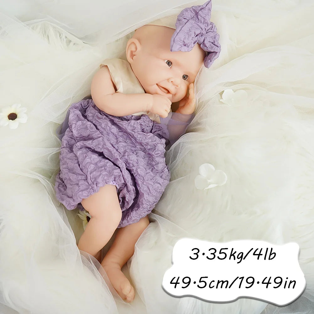 Henan Silicone Reborn Doll Ultra Realistic Sweet Smile Girl