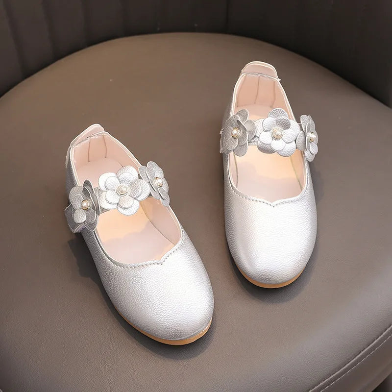 New fashion girls small leather shoes Korean version of the foreign-style cute princess shoes kids breathable white school dance