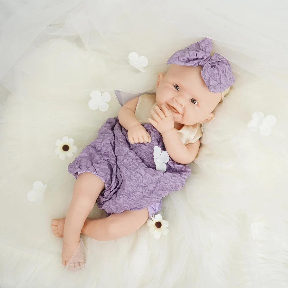 Henan Silicone Reborn Doll Ultra Realistic Sweet Smile Girl